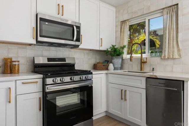 2525 Jefferson Street B, Carlsbad, CA 92008