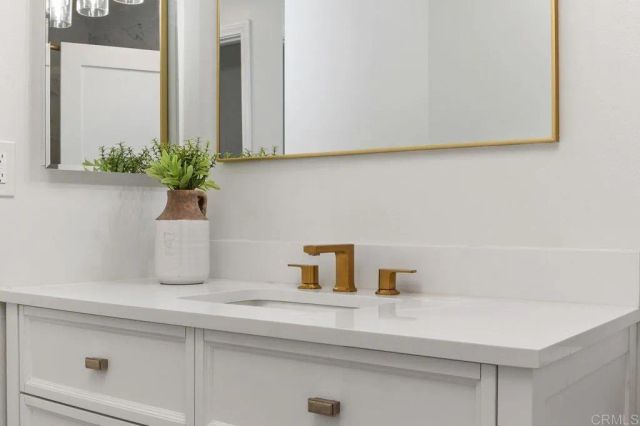 2525 Jefferson Street B, Carlsbad, CA 92008