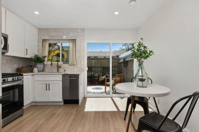 2525 Jefferson Street B, Carlsbad, CA 92008