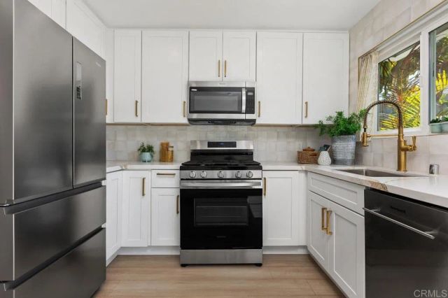 2525 Jefferson Street B, Carlsbad, CA 92008