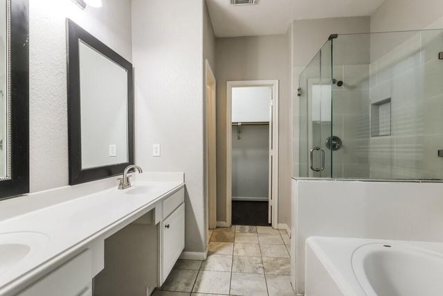 12927 Pine Woods Street, Tomball, TX 77375