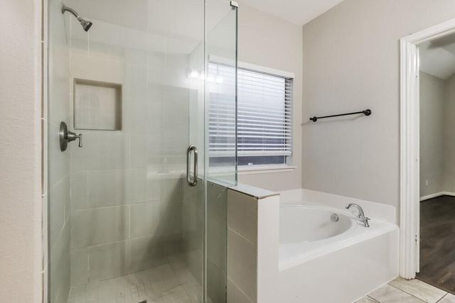 12927 Pine Woods Street, Tomball, TX 77375