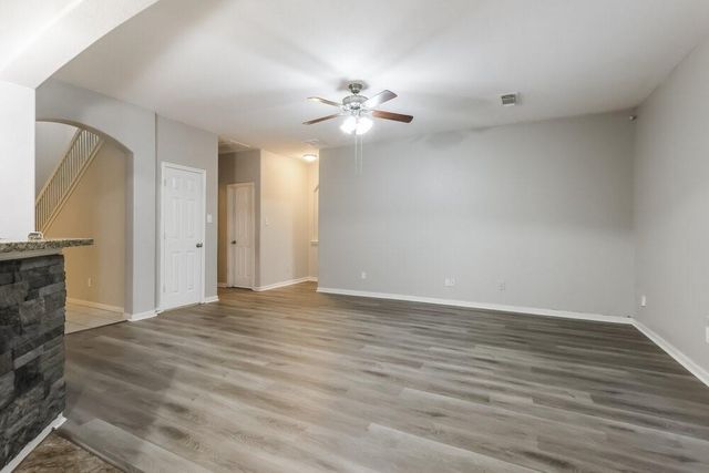 12927 Pine Woods Street, Tomball, TX 77375