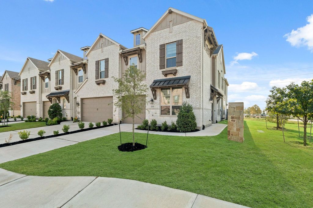 6579 Scarlet Pond Lane, Fulshear, TX 77441