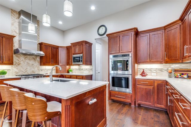 6909 Schubert, Colleyville, TX 76034