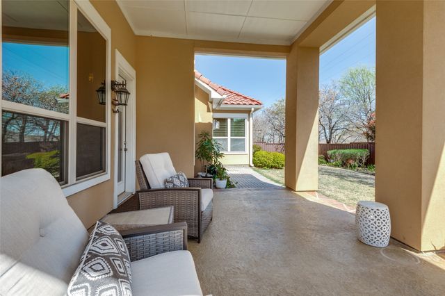 6909 Schubert, Colleyville, TX 76034