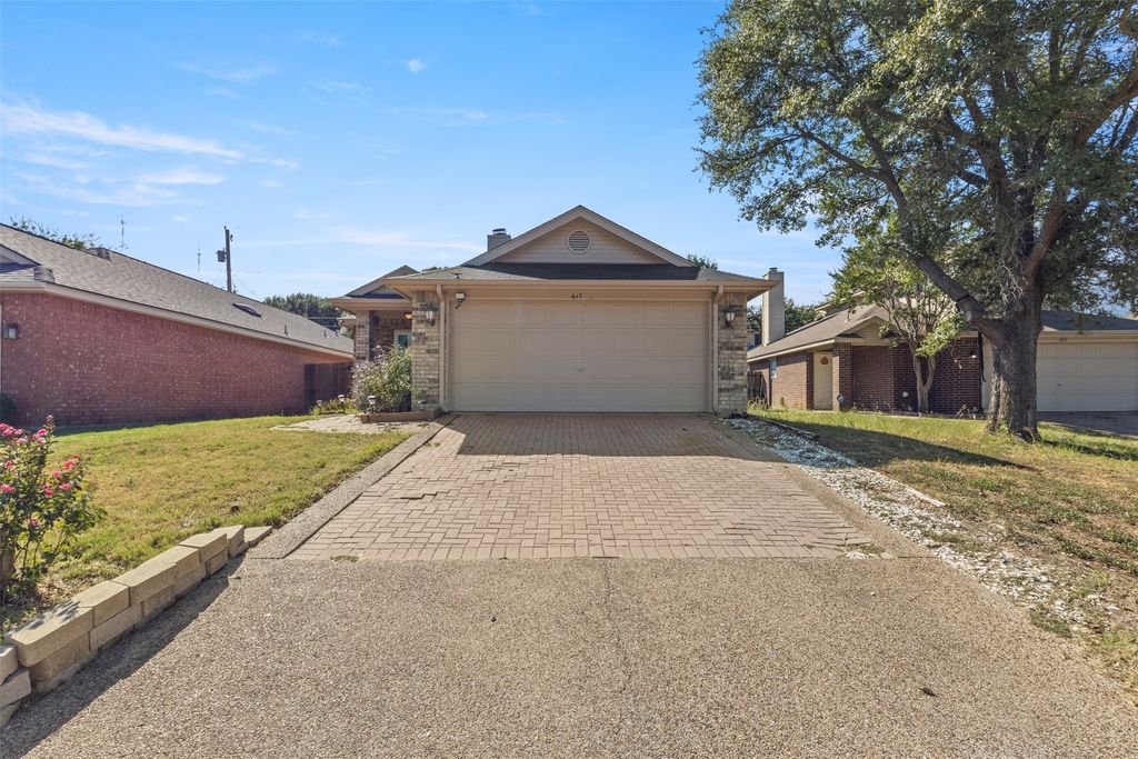 617 Imperial Place, Cedar Hill, TX 75104