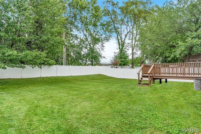 331 Sorrento Drive, Ballwin, MO 63021