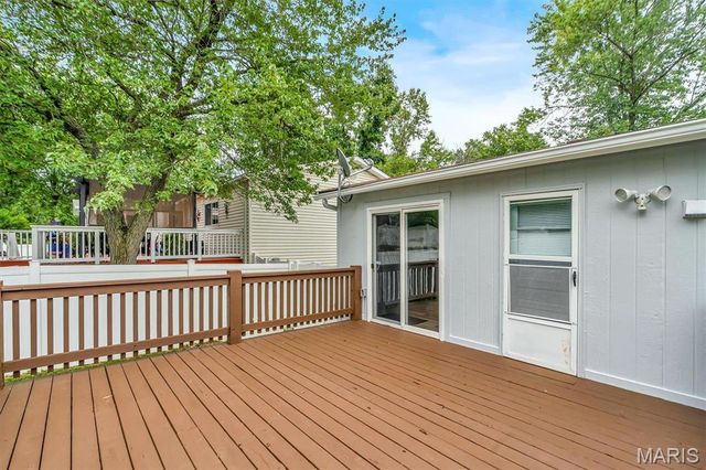 331 Sorrento Drive, Ballwin, MO 63021