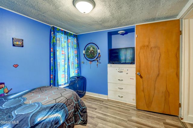 8 Lower Prospect Street, Fonda, NY 12068