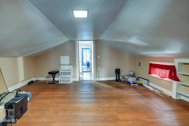 8 Lower Prospect Street, Fonda, NY 12068