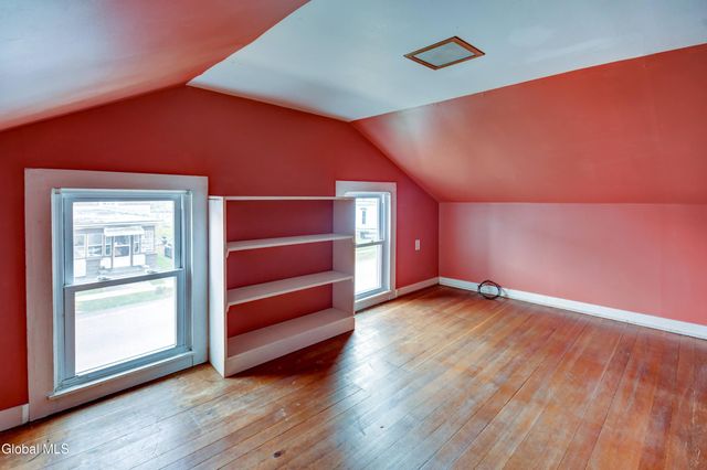 8 Lower Prospect Street, Fonda, NY 12068