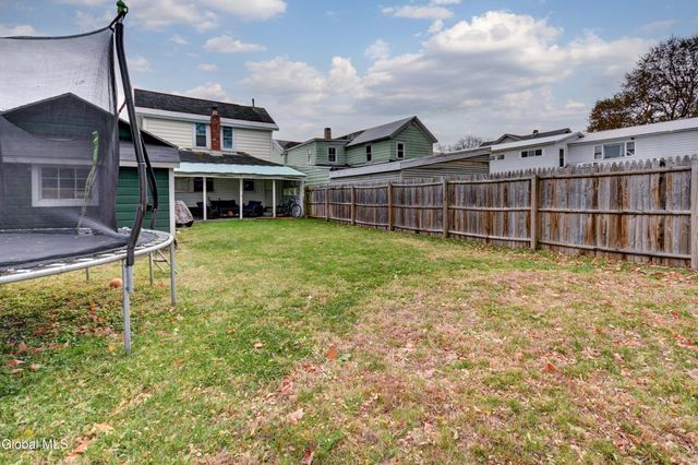 8 Lower Prospect Street, Fonda, NY 12068