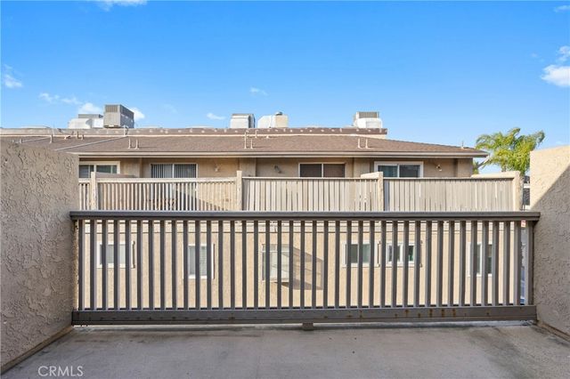 334 S Walnut F, Brea, CA 92821