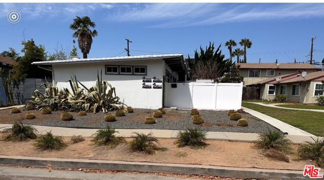 8807 Reading Avenue, Los Angeles, CA 90045