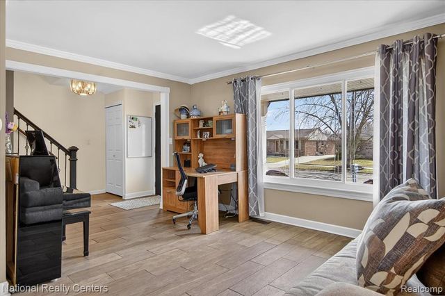 42020 Hystone Street, Canton, MI 48187