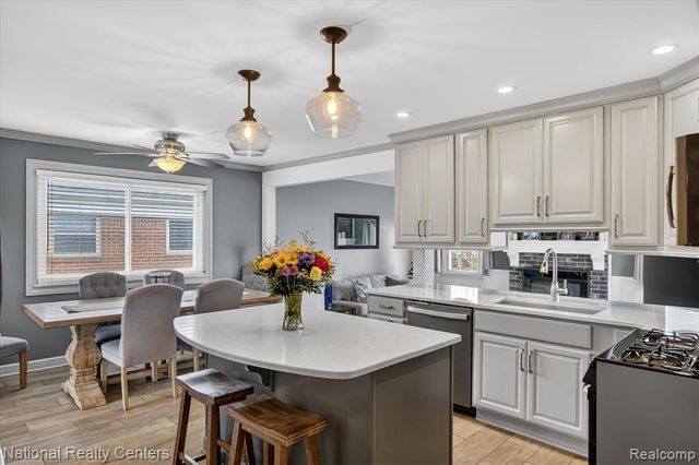 42020 Hystone Street, Canton, MI 48187