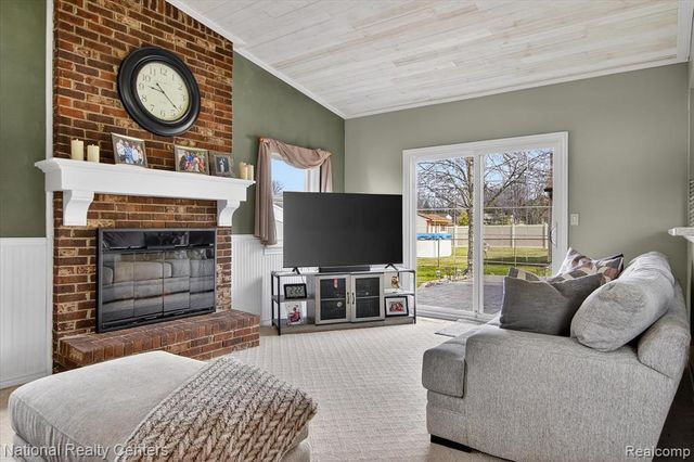 42020 Hystone Street, Canton, MI 48187