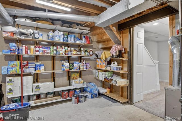 42020 Hystone Street, Canton, MI 48187