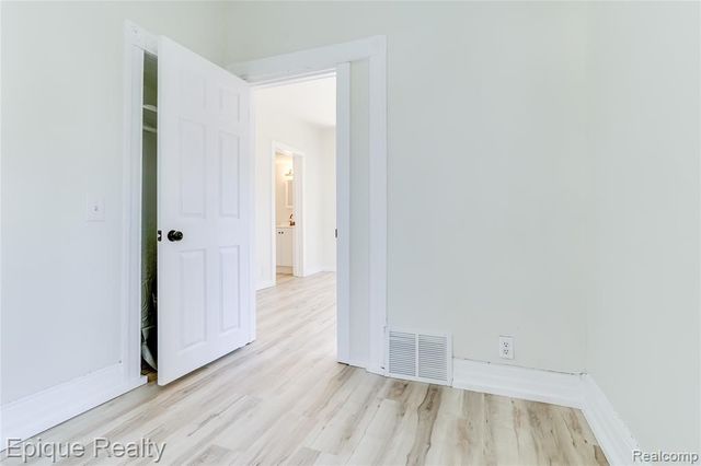 711 Stanton Street, Port Huron, MI 48060