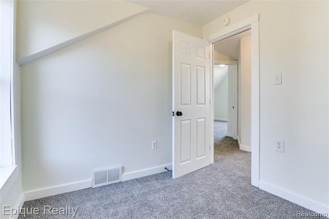 711 Stanton Street, Port Huron, MI 48060