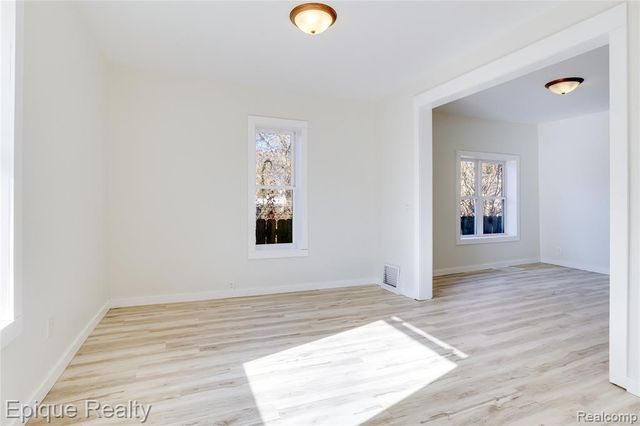 711 Stanton Street, Port Huron, MI 48060