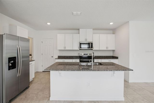 3904 GIORGIO DRIVE, Winter Haven, FL 33884