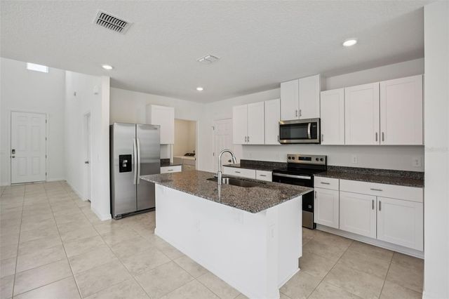 3904 GIORGIO DRIVE, Winter Haven, FL 33884