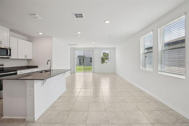 3904 GIORGIO DRIVE, Winter Haven, FL 33884