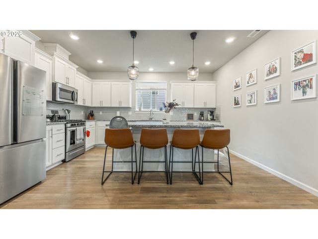 3933 LINDBURG Rd, Salem, OR 97302