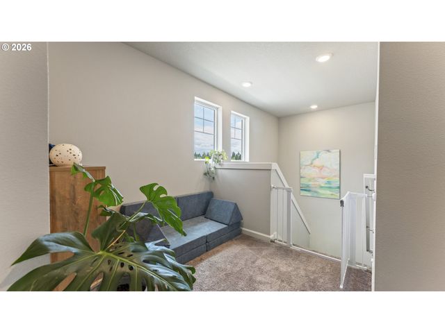 3933 LINDBURG Rd, Salem, OR 97302