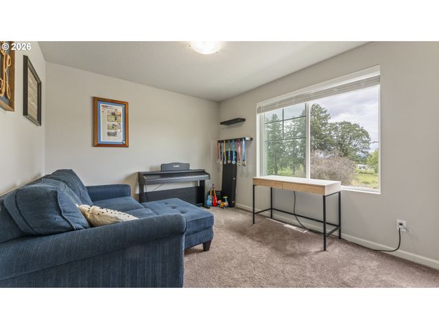 3933 LINDBURG Rd, Salem, OR 97302