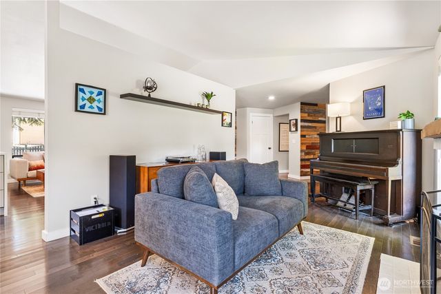 13414 49th Avenue SE, Snohomish, WA 98296
