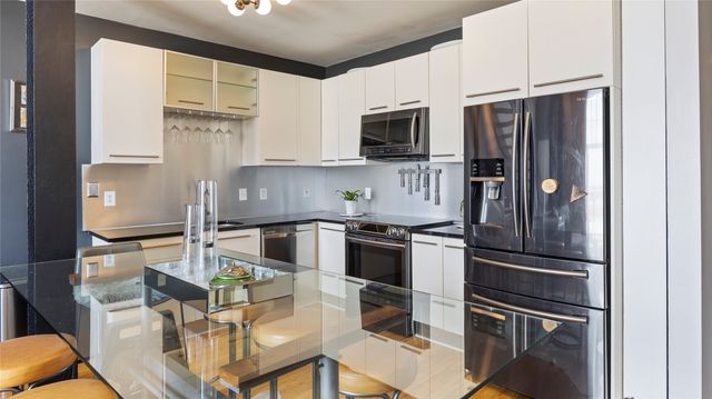 1122 Jackson Street, Dallas, TX 75202