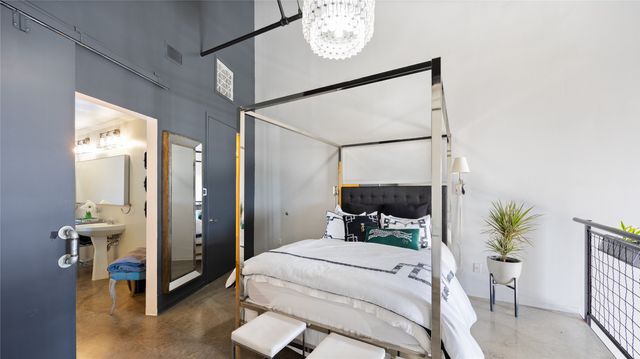 1122 Jackson Street, Dallas, TX 75202