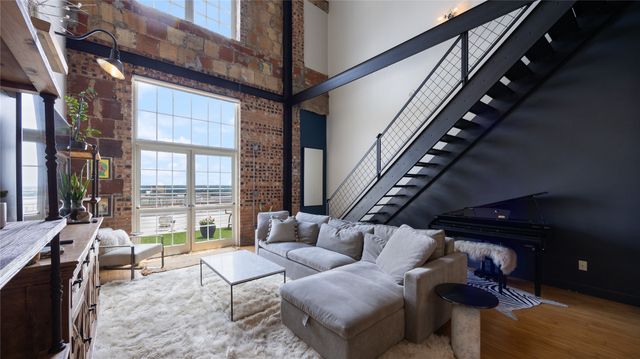 1122 Jackson Street, Dallas, TX 75202