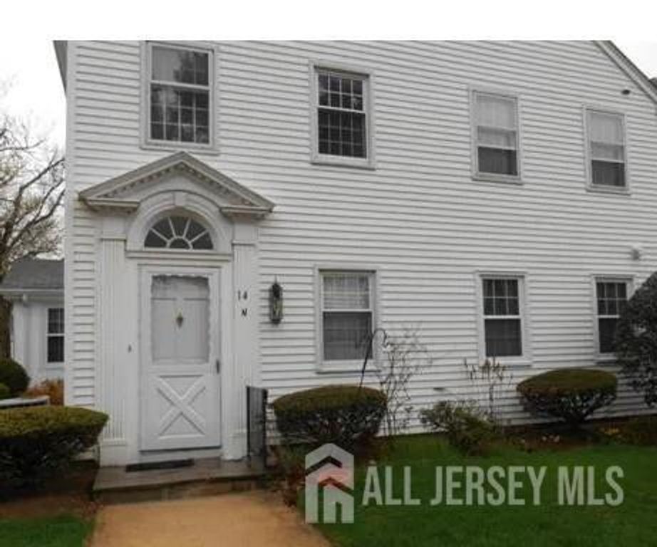 14 Sussex Way 14N, Monroe, NJ 08831