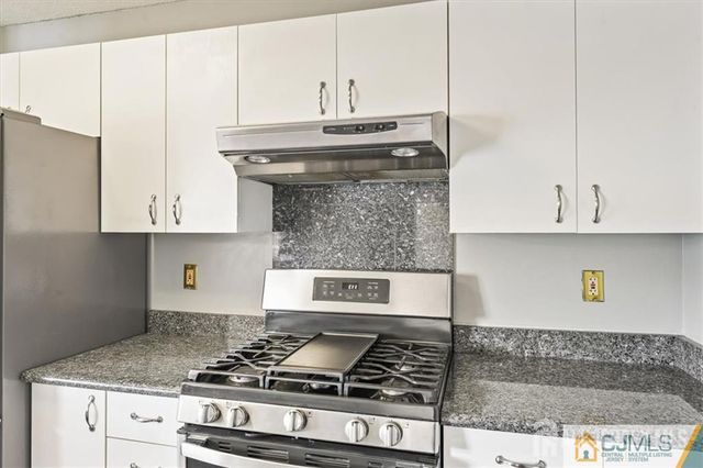 834 Edpas Road, New Brunswick, NJ 08901