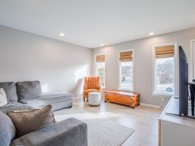 840 Appletree Drive, Schererville, IN 46375