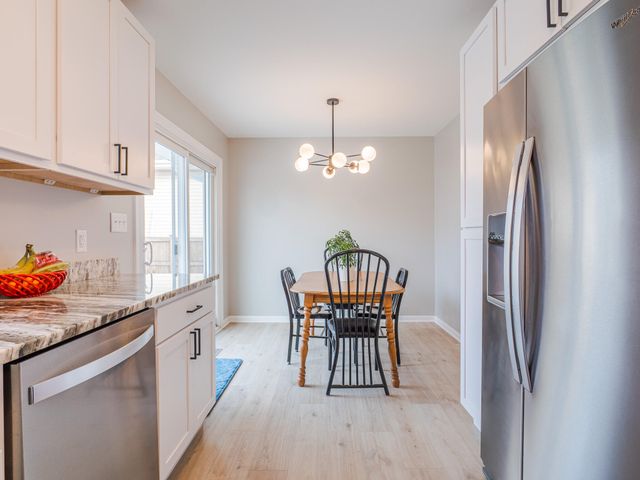 840 Appletree Drive, Schererville, IN 46375