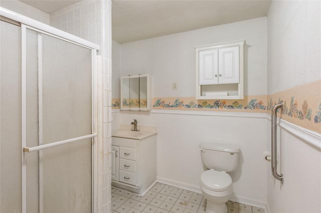 11201 Bentley Street, Houston, TX 77093