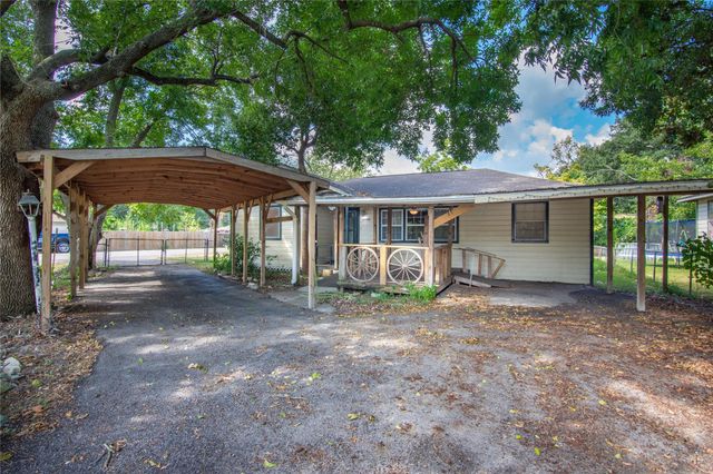 11201 Bentley Street, Houston, TX 77093