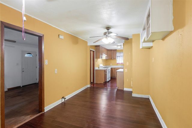 11201 Bentley Street, Houston, TX 77093
