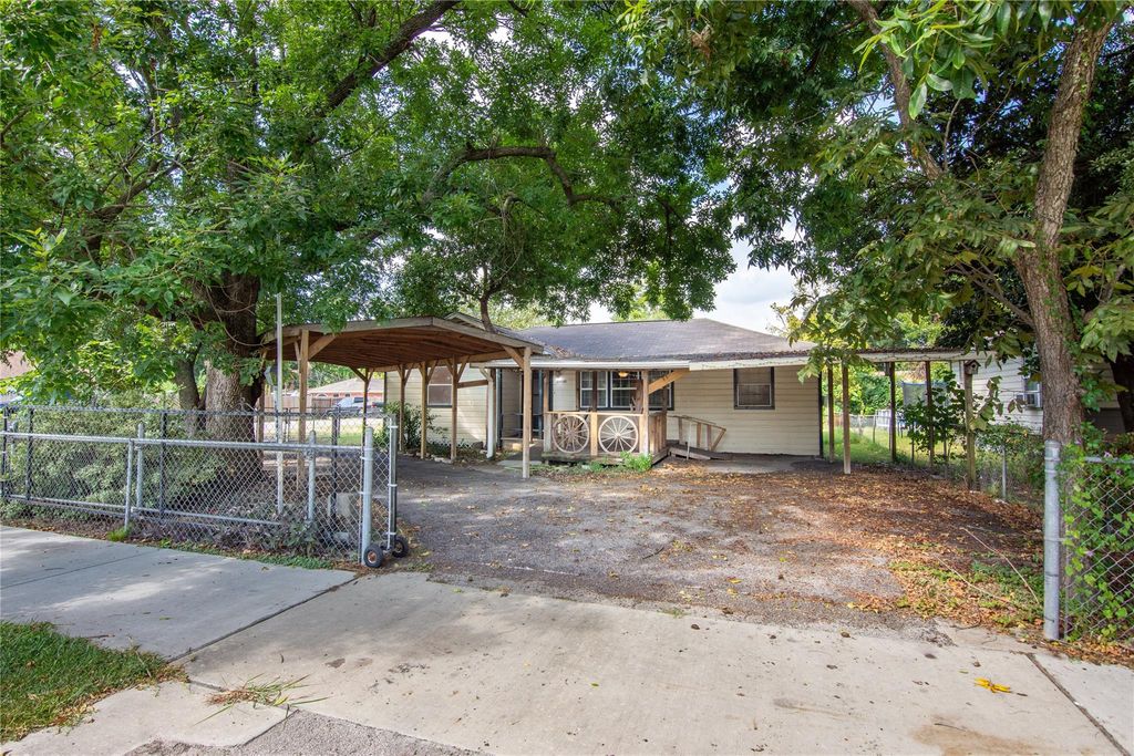 11201 Bentley Street, Houston, TX 77093