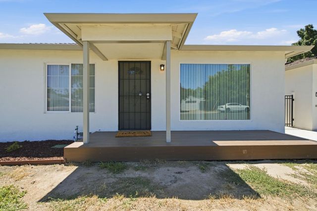 1404 Middlefield Ave, Stockton, CA 95204