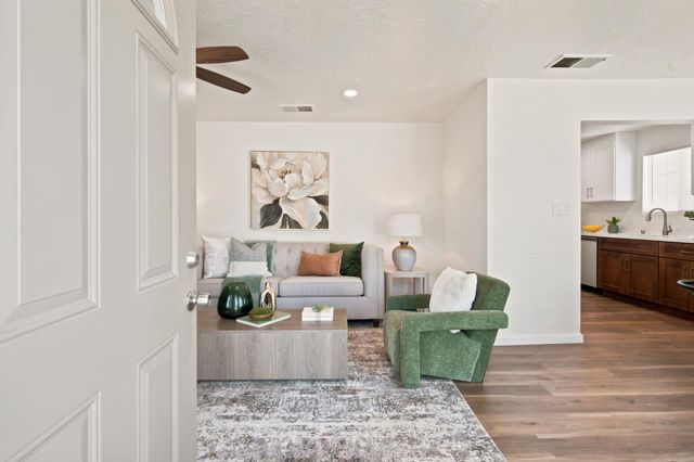 1404 Middlefield Ave, Stockton, CA 95204
