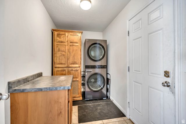 2882 S ADAM HILL WAY, Magna, UT 84044