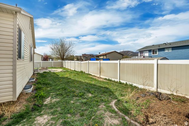 2882 S ADAM HILL WAY, Magna, UT 84044