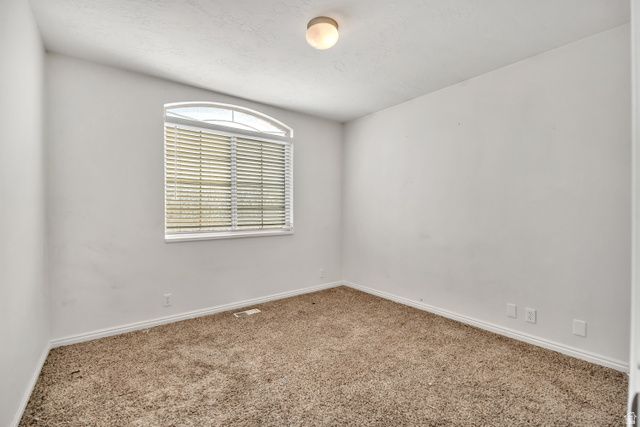 2882 S ADAM HILL WAY, Magna, UT 84044