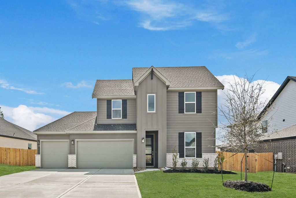 4532 Iguaza Falls Drive, Conroe, TX 77303